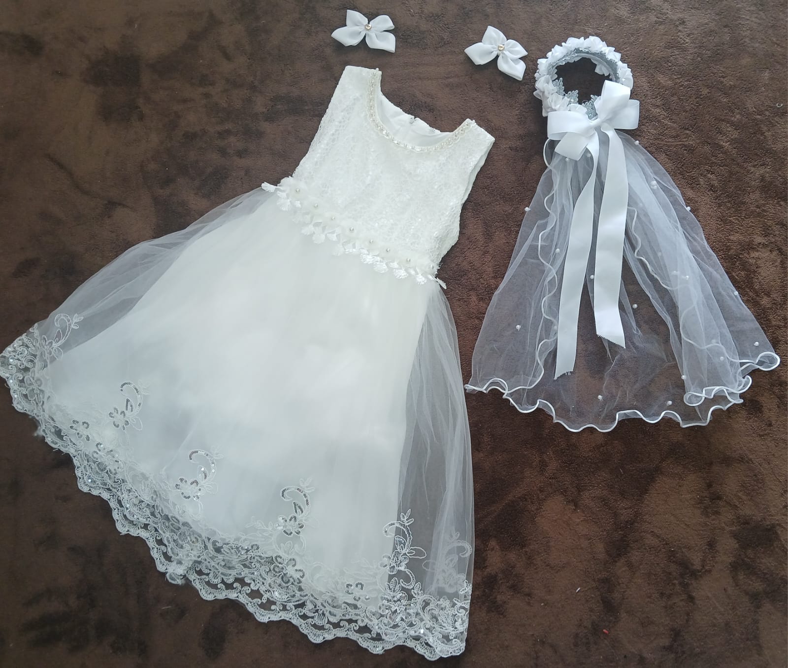 Vestido Blanco con Encaje para Bautizo o Celebración