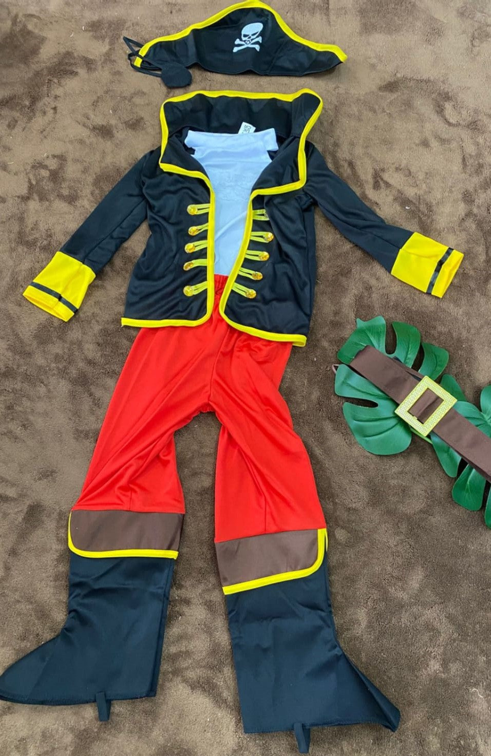 Disfraz de Pequeño Pirata Aventurero para Niños - ¡A la Búsqueda del Tesoro!