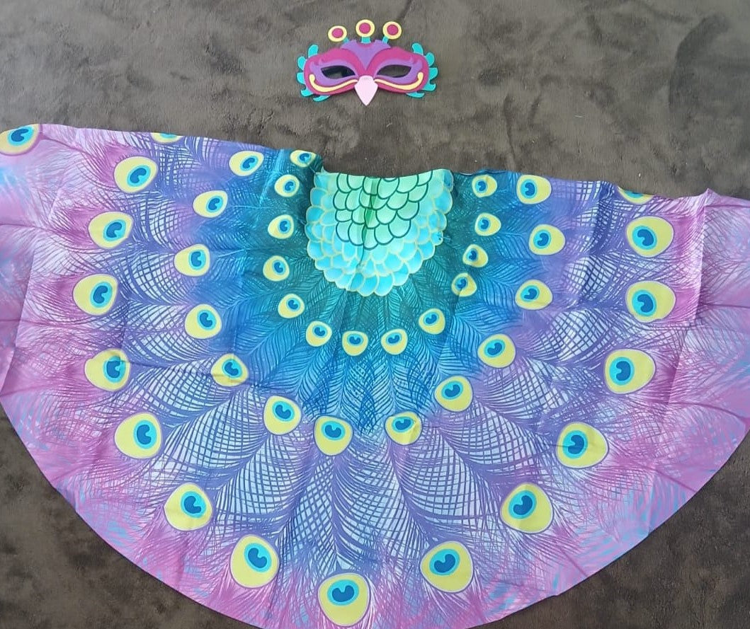 Mágico Disfraz de Pavo Real para Niños - ¡Un Despliegue de Colores y Fantasía!
