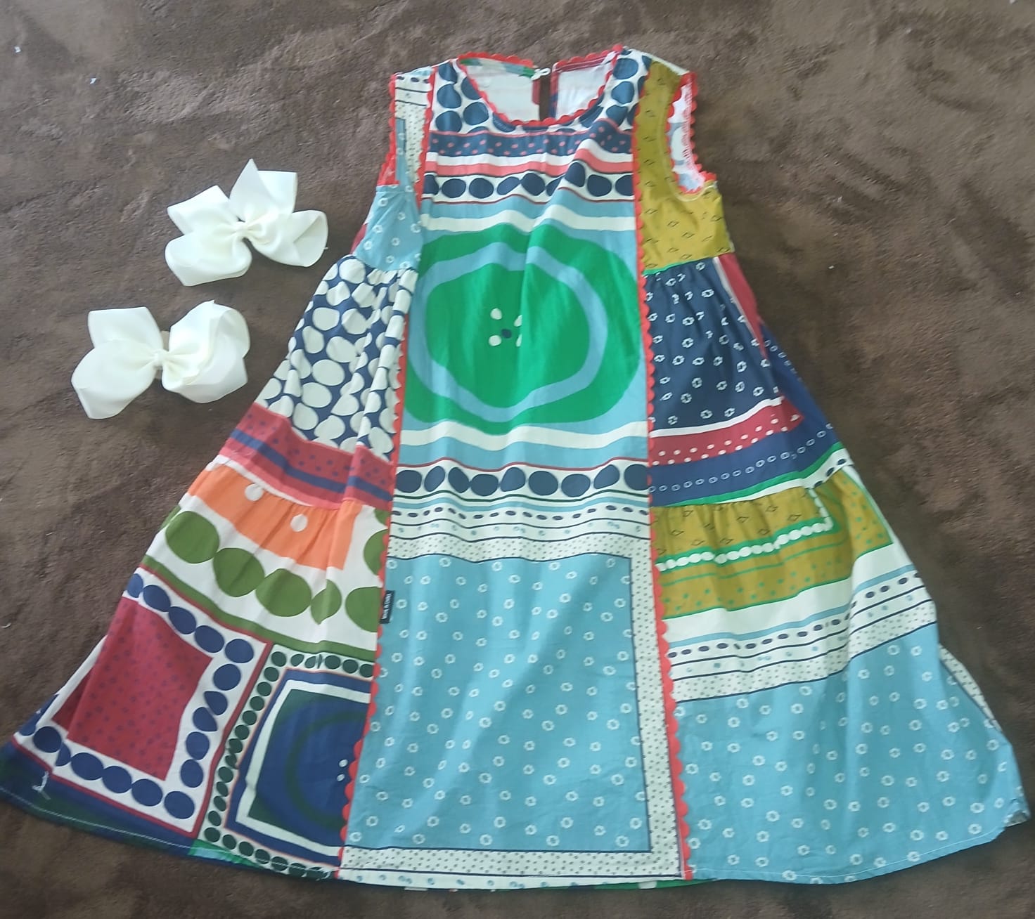 Vestido de Patchwork de Colores Vivos